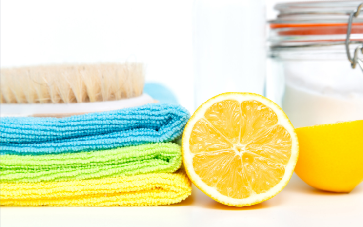 Procuras os melhores produtos de limpeza homemade? Descobre-os