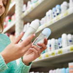 Porque é que optamos cada vez mais por utilizar desodorizantes naturais